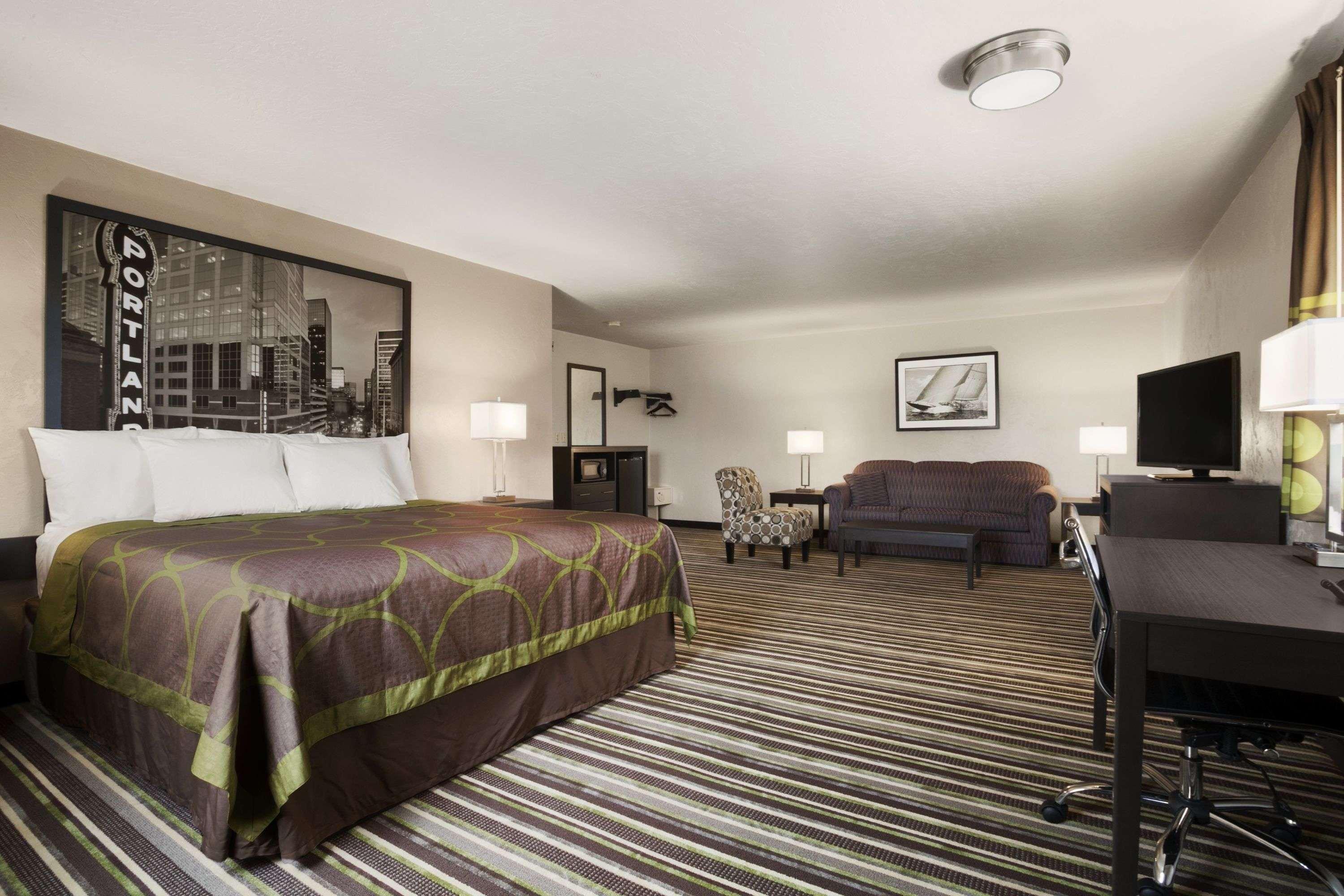 Hotel Super 8 By Wyndham Portland Airport Exterior foto